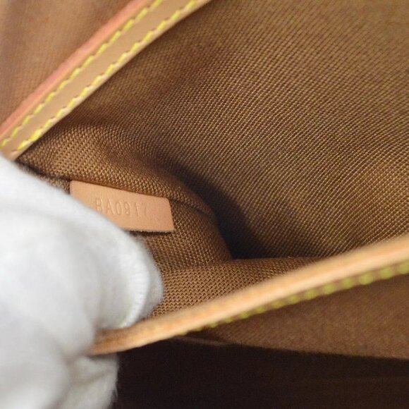 Auth Louis Vuitton ALMA HANDBAG MONOGRAM M51130 BA0 - Picture 2 of 9